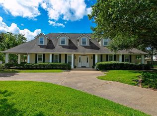 4714 Saint Andrews Dr, College Station, TX 77845