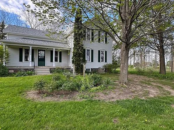7200 Volkmer Rd, Chesaning, MI 48616