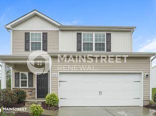 7329 Cuddington Dr, Charlotte, NC 28215