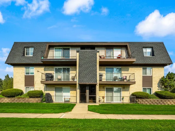 11135 S 84th Ave APT 3A, Palos Hills, IL 60465