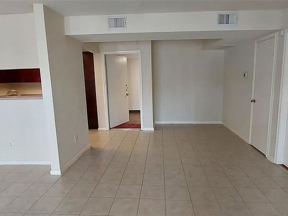 3rd image of 2824 S Bartell Dr APT 9