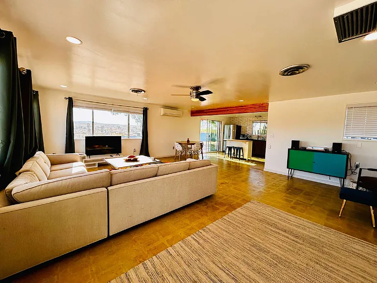 63208 Sandola Ln — Photo 6