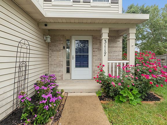 3rd image of 3117 Gloria Ln