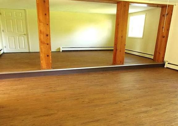 From living room to entrnace