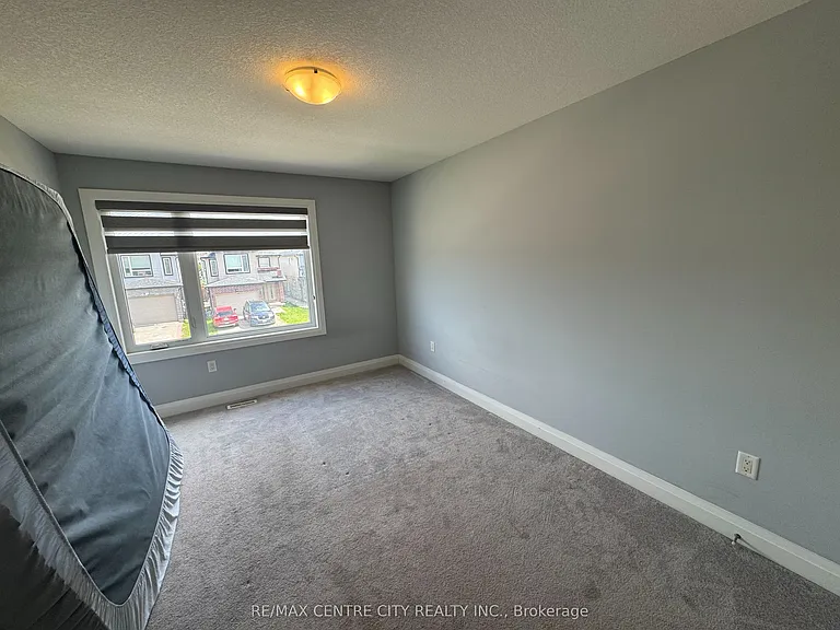 751 Freeport St — Photo 20