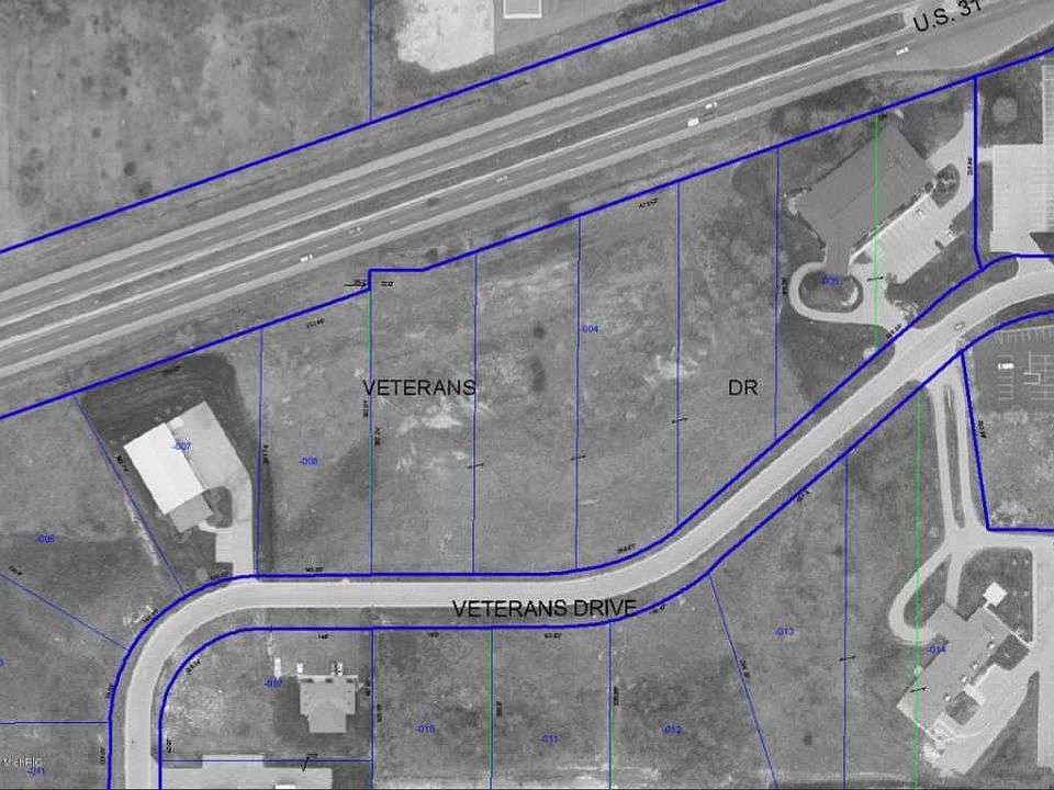 2nd image of 121 Veterans Dr