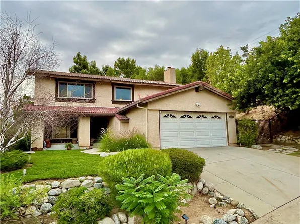 15873 Yarnell St, Sylmar, CA 91342
