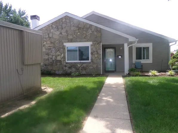 2813 Country Estates Dr, Indianapolis, IN 46227