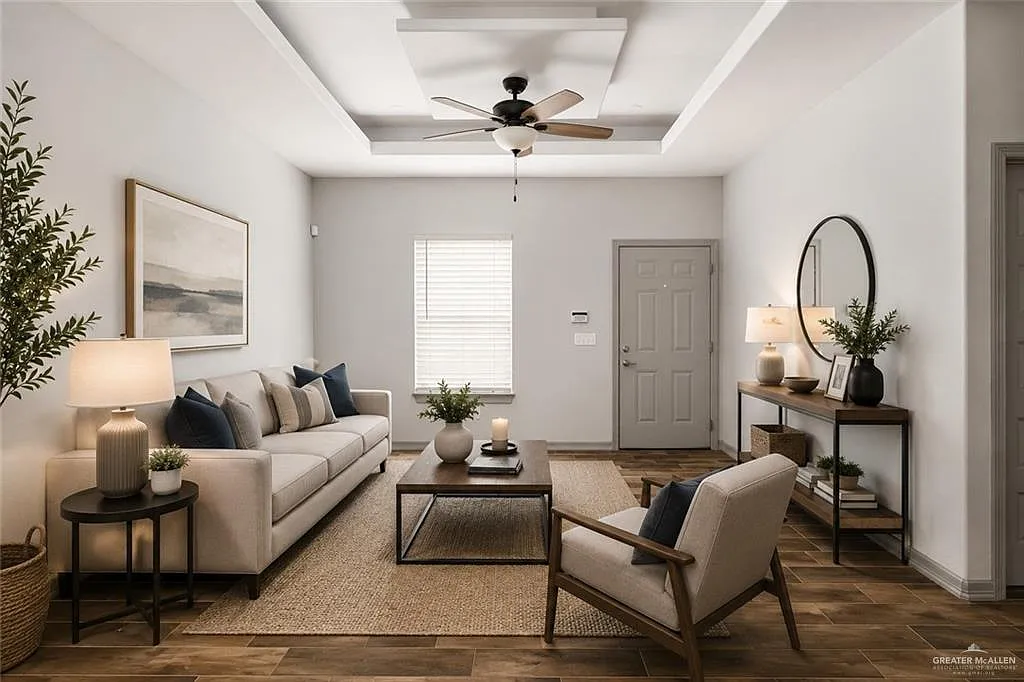 2 bed, 2.0 bath, 987 sqft, $1,000 — Photo 2