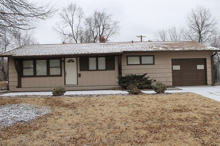 1st image of 7900 E 89th St
