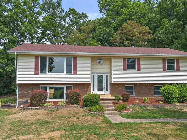 69 Tony Dr, Ashland, KY 41102