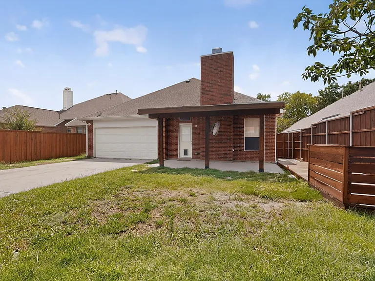 1409 Clear Creek Dr — Photo 37