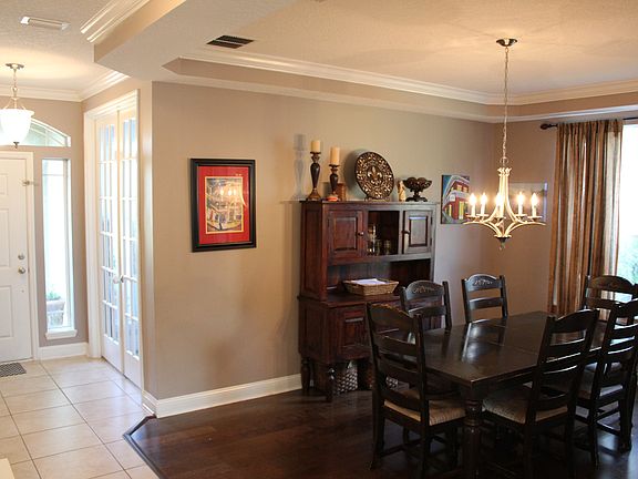 4th image of 117 Woodfield Ln