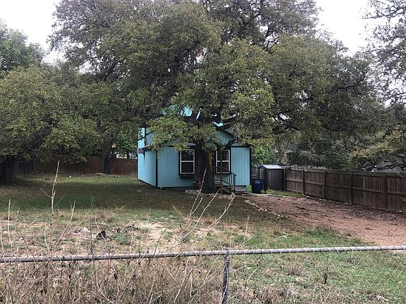 3rd image of 299 Valley View St