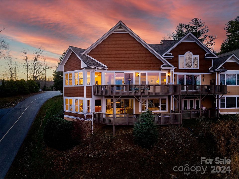 1st image of 10 N Mission Hills Ct