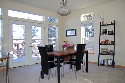 4th image of 515 Wapiti Lane #1