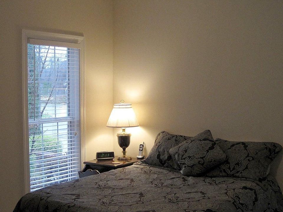 guest bed room #1