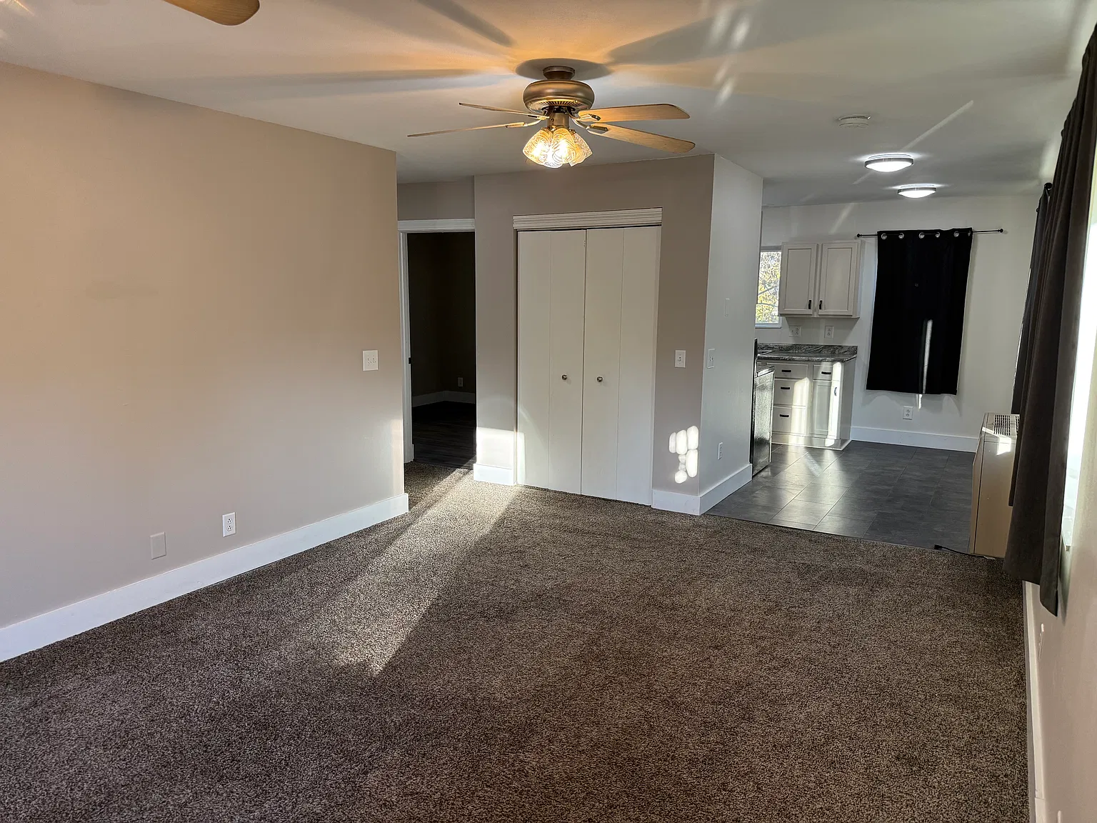 2 bed, 800 sqft, $1,650 — Photo 4