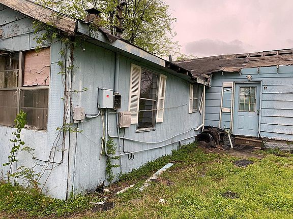 2nd image of 620 Shivers St