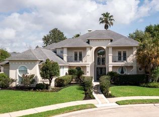 65 Schubach Dr, Sugar Land, TX 77479