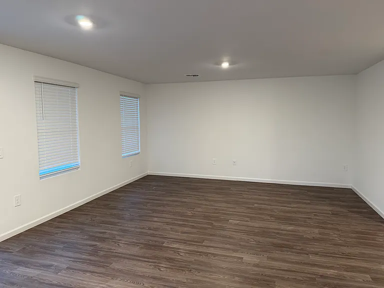 11221 W San Juan Cir — Photo 5