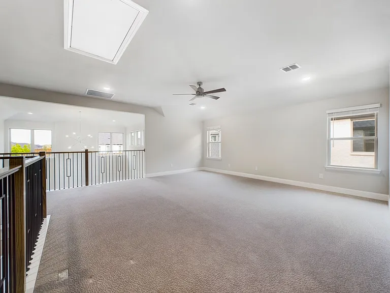 11192 Hocking Hills Dr — Photo 33