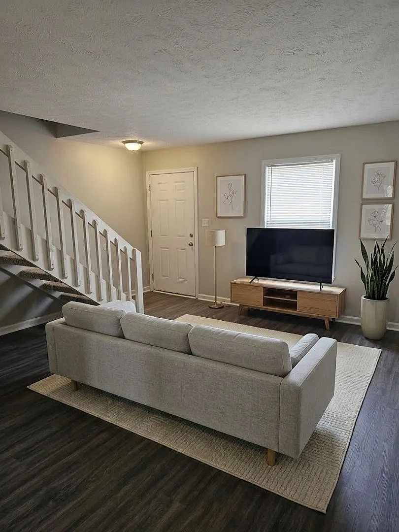 Wooddale Terrace Townhomes — Photo 3