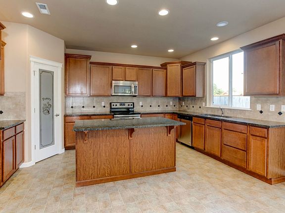 5th image of 23729 79th Avenue Ct E