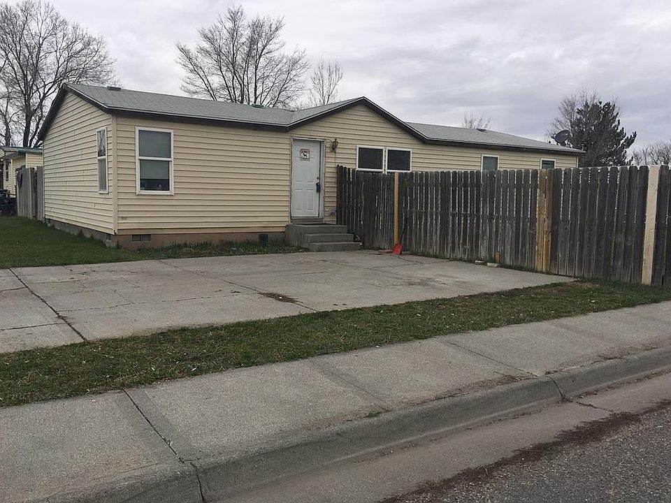 1st image of 3845 E Upland St