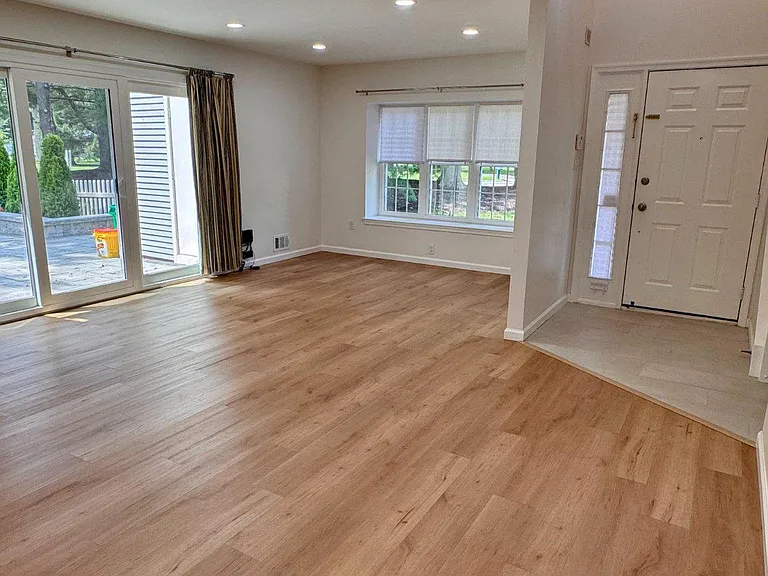 78 Beacon Pl — Photo 6