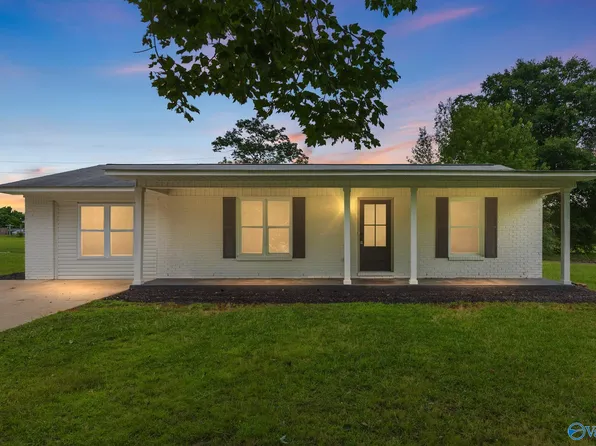 2119 Aretha St, Athens, AL 35611