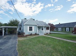 26 N Bruffey St, Salem, VA 24153