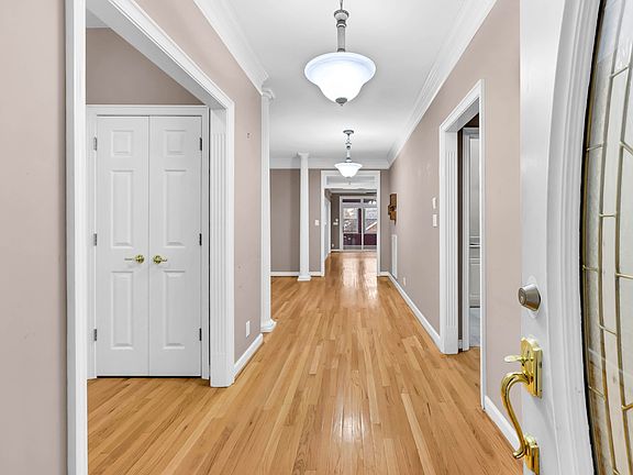 4th image of 4 Abby Lynn Cir