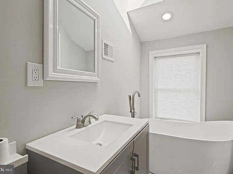 1259 Washington Blvd — Photo 20