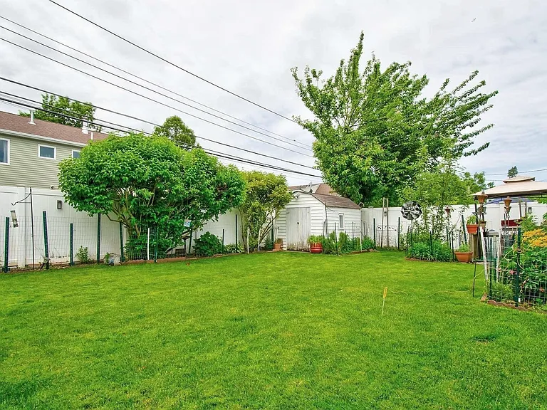 166 Wilfred Blvd — Photo 16