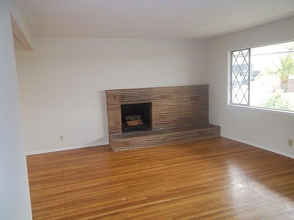 2nd image of 533 Eucalyptus Ave
