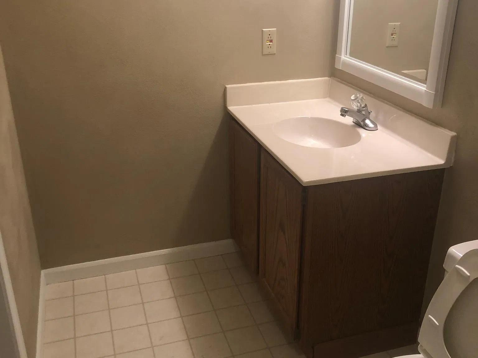 3 bed, 3.5 bath, 2479 sqft, $3,000 — Photo 4