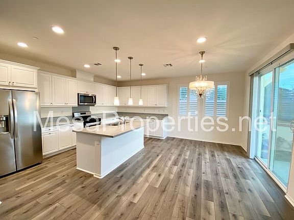5th image of 3205 E Midsummer Privado Unit 2
