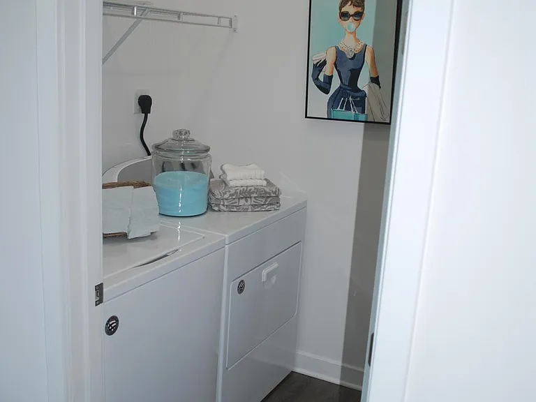 Breeze Hill by JBG Rentals — Photo 17