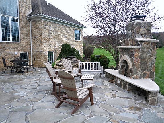 5th image of 601 Heatherleigh Dr