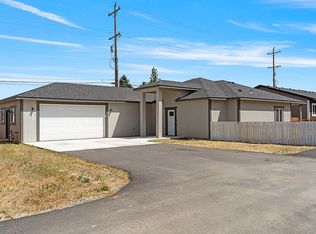 740 S 6th Ave, Connell, WA 99326