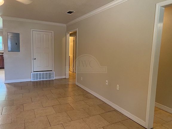4th image of 1019 Bonner Dr