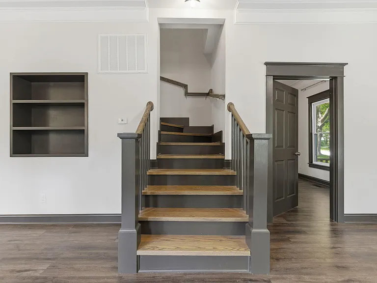 837 S Kentwood Ave — Photo 14