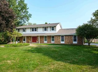 9290 Easton View Ct, Rockford, IL 61107