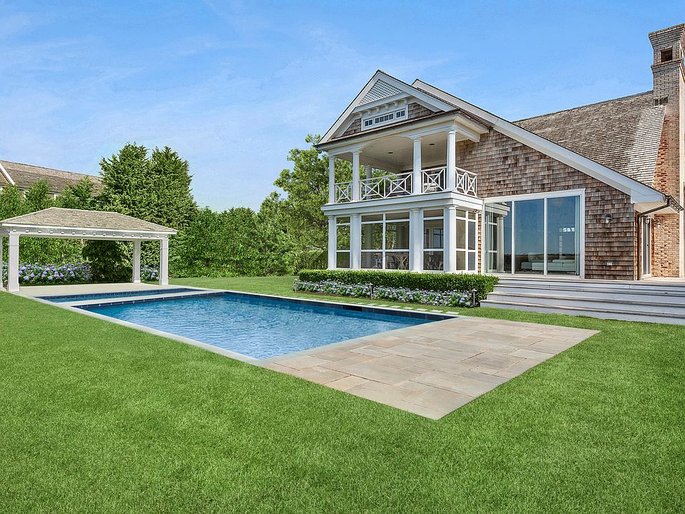 1st image of 54 Bridgefield Rd