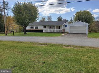 524 Chestnut Cir, Tamaqua, PA 18252