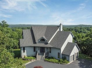 18 Hidden Valley Dr, Vernon, NJ 07462