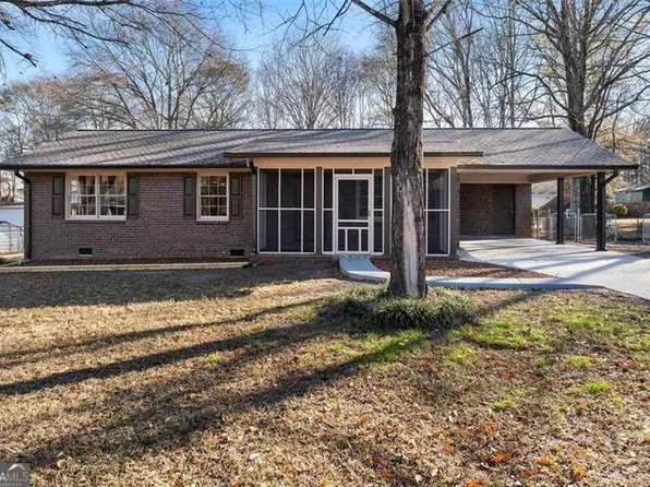 47 Chickasaw Trl, Cartersville, GA 30120