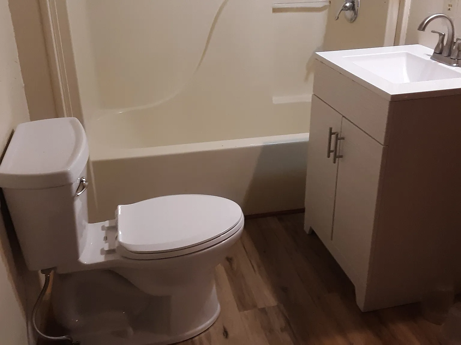 2 bed, 1.5 bath, 1511 sqft, $1,600 — Photo 4