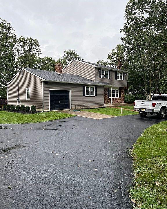 2nd image of 330 Pricketts Mill Rd